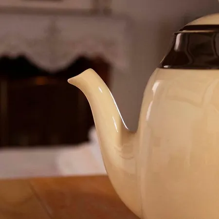 Iris Garden Retreat *