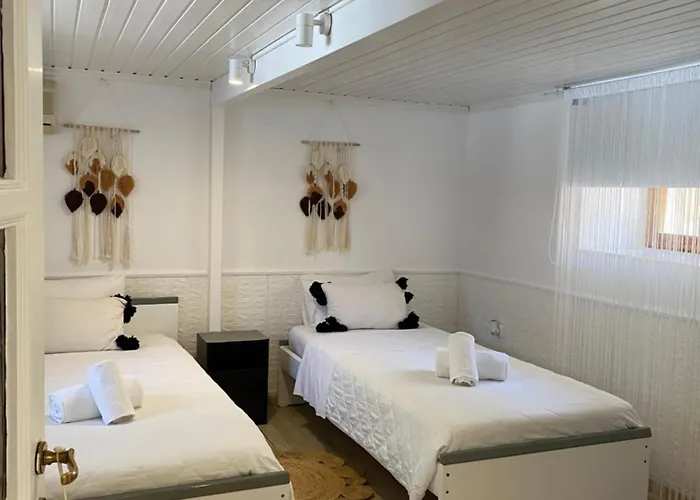 Iris Garden Retreat * Corinth