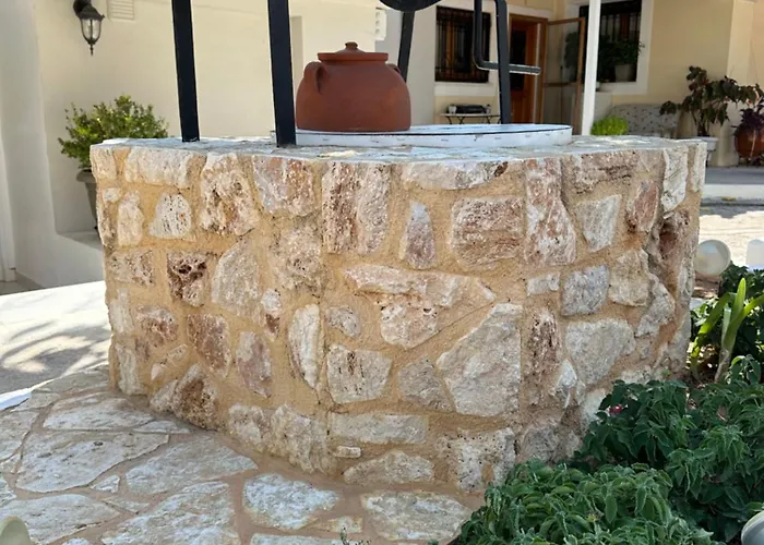 Iris Garden Retreat Διαμέρισμα Corinth