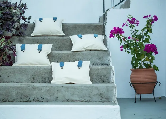 Iris Garden Retreat *