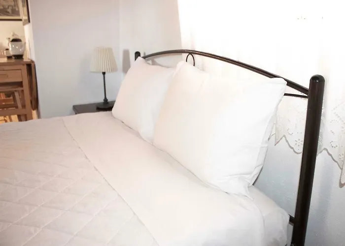 Iris Garden Retreat Corinth