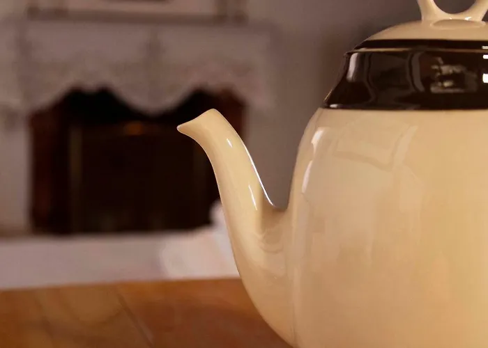 Iris Garden Retreat *